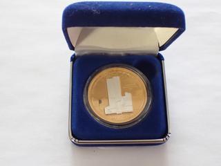 2001-2006 World Trade Center Commemorative Coin w/ Certificate and Case (Office)