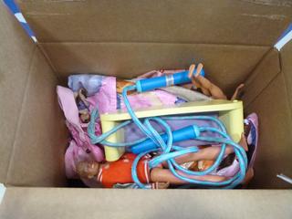 Qty od Children's Purses, C/w Barbie Dolls (W-2-3)