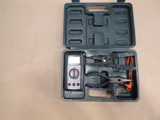 Mastercraft Digital Multimeter (B2)