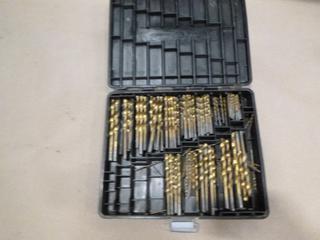 Qty of Wood Drill Bits w/ Case (B2)