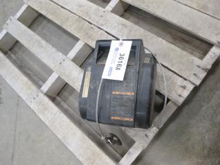 Champion 2000 Lbs Utility Winch, SN 160300272 (D1)