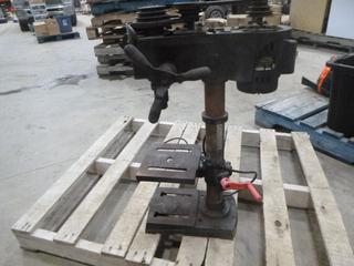 10 In. Bench Mounted Drill Press, Model TT2203 c/w 120V, 2.8A, 280-3000 RPM (P13)