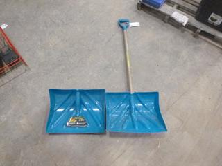 Yardworks 18 In. Snow Scoop, C/w Extra Blade/Scoop