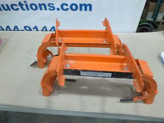 Workhorse 79-300-04 Adjustable Platform Brackets, Maximum 2 People/500 Lbs (D2)