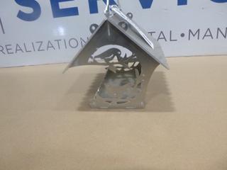 (1) Laser Cut Bird Feeder (Upstairs)