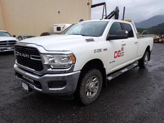 2019 Dodge Ram 2500 Heavy Duty SLT Crew Cab Pickup Truck C/w Hemi 6.4L, 8-Cylinder, A/T, 4x4, Backup Camera, Motorola CB Radio, IOR Aluminum Headache Rack w/ Flasher And Jet SHD Site Safe Job Box. Showing 50,105kms. VIN 3C6UR5JJ8KG562200