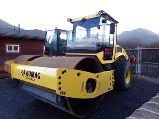 2019 Bomag Vibratory Smooth Single Drum Compactor, Model BW211D-5 C/w 84in Drum And 23.1‐26 Tires @ 80%. Showing 3948hrs. SN 101586081661