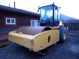 2003 Caterpillar CS-583E Vibratory Compactor C/w 84.5in Smooth Drum And 23.1‐26 Tires @ 80%. Showing 6755hrs. SN CATCS583TCNX00303
