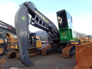 2017 John Deere 3156G Log Loader/Processor C/w 27 1/2in Triple Grouser Pads, Hydraulic Tilt Forestry Cab, Light Package, Rear Camera And U/C 80%. Showing 371hrs. SN 1FF3156GTHD316041