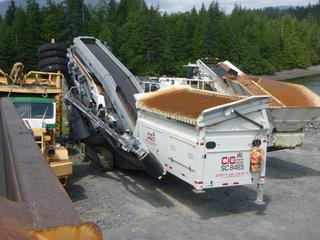 Metso Lokotrack St 4.8 Screen Plant C/w Tracked, 16in Triple Grouser Pads, 14ft X 6ft Grizzly Feed Screen, 45ft X 42in Troughed Roll Belt Conveyor, 16ft X 6ft  Double Deck Screen, 25ft X 47ft Troughed Roll Discharge Conveyor Belt And (2) 32in X 25ft Troughed Roll Folding Belt Conveyors. SN 78465