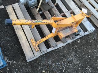 Almi Stone Cutter Type AL 33L.