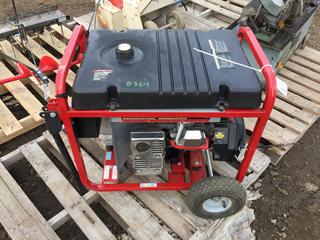 Generac 7000 Generator **Runs - Needs New Gas Line**.