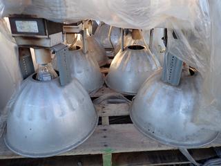 Quantity of 400 Watt Lights.