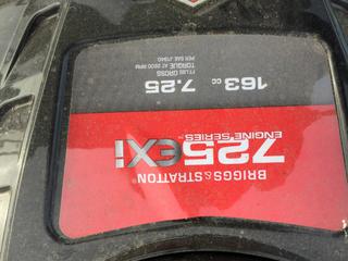 Briggs & Stratton 725 EXI Series Pressure Washer. *Requires Repair*.