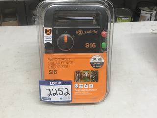 Gallagher S16 Portable Solar Fence Energizer.