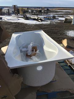 Maax Cocoon 6030 IFS Bath Tub 60" x 30" x 21". *Damaged*.