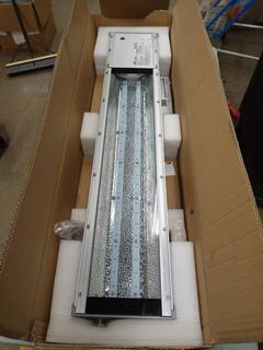 Crouse Hinds Ex-Linear LED light fitting LL48 P/N: L48-7L-757/-F-1M