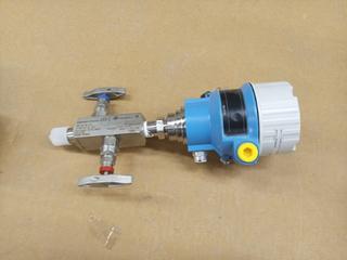 Endresss Hauser : Cerabar M PMP51, PMP51-AK2M3/0, (PMP51-CD11JD1FGFRKJA1+N2Z1) Process, Transmitter M-Class, DA63M-TB2BGG, MNPT1/2, FNPT1/2, PTFE 71345524 RFID TAG + Tag plate Stainless Steel 71289718