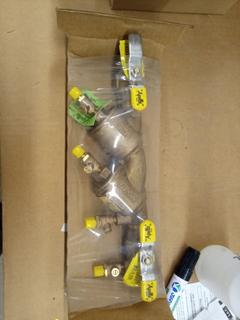 Apollo (p/n DC4A-F34) 3/4" In backflow preventer double check valve with 2 hand ball valves 