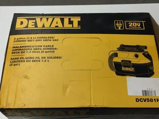 Unused DeWalt 20V 7.5L Cordless Wet/Dry Hepa Vacuum, Model # DCV581H.