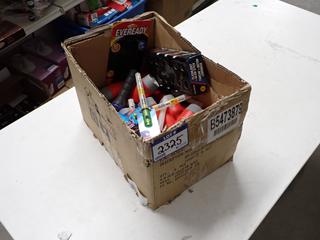 Quantity of Eveready Flashlights & Flashlight/Glowsticks.