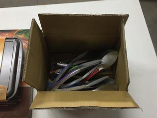 Bakers Secret 5pc Bake Ware, Good Cook 14.75" Pizza Stone & Quantity of Tongs.