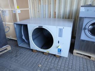Wascomat Industrial Dryer TD75.