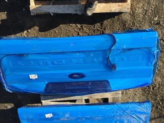 Unused Ford Super Duty Tail Gate.