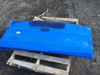 Unused Ford Super Duty Tail Gate.