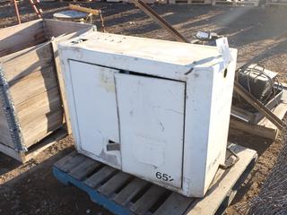 Reefer Unit. *Requires Repair*.