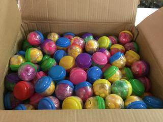 Quantity of Giant Sticky Grabbers In Capsules.