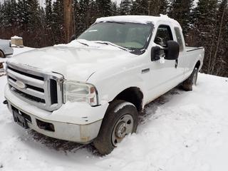 2005 Ford F250 XLT Super Duty Extended Cab Pickup Truck, 4x4, 5.4L Gas Engine, Auto Trans., 265/70R17 Tires, VIN 1FTSX21555EB54112, *Note: Parts Only* **Buyer Responsible For Load Out**