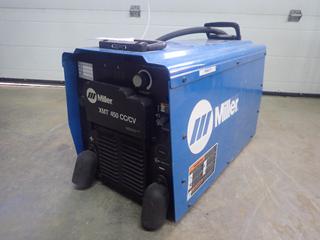 Miller XMT 450 575V 3-Phase CC/Cv Welding Power Source w/ 29.5A Input And 28V-38V/450A @ 100% Duty Cycle Output. SN MF262553U