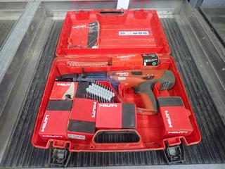 Hilti DX460 Powder Actuated Fastening Tool C/w Qty Of Fasteners And Strip Loads. SN 521375