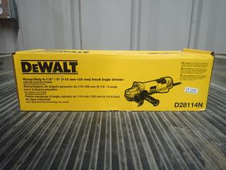 Dewalt Model D28114N HD 4 1/2in/5in 120V Small Angle Grinder w/ 5/8in - 11 Spindle. SN 128788  *Unused*