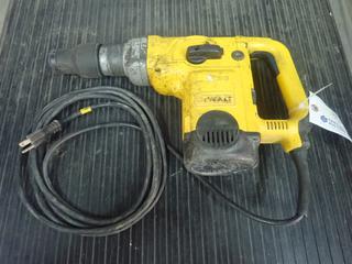 Dewalt D25600 1 3/4in 120V Rotary Hammer Drill