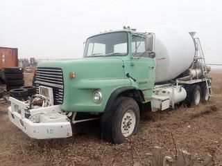 1981 Ford LTS8000 Truck, T/A, C/w 10.4L CAT 3208 250hp Diesel Engine, Underhood Compressor, Changle Dash Flow Hyd Pump, 13-Spd Road Ranger RT6613 Transmission, TMMB 8 Cubic Yard Mixer, Rubberblock Over WB Susp. And 425/65R22.5 Tires. Showing 1822hrs, 241,923 Miles. VIN 1FDYY80U6BVJ26293 *Note: Running Condition Unknown*