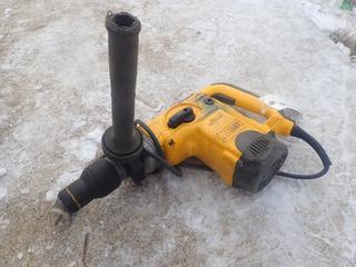 Dewalt Model D25600 120V 1 3/4in Rotary Hammer Drill