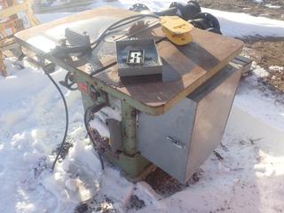 Wadkin Bursgreen 3hp 220V 3-Phase Table Saw C/w Foot Pedal. Machine# 10AGF-7414452 *Note: Running Condition Unknown*