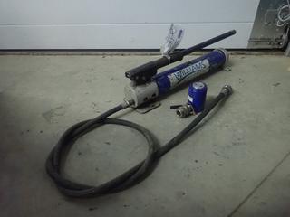 Williams 10,000PSI Hydraulic Hand Pump C/w Hose And Williams 6C10T01 10-Ton Hydraulic Ram