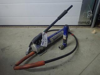 Williams Hydraulic Hand Pump C/w Hose And Williams 6C05T05 5-Ton Hydraulic Ram