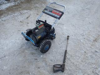 Shark 20A 2hp 120V 1350PSI Pressure Washer C/w Hose And Wand. SN 15752510-161603. PN 15752510