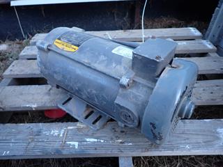 Baldor 1hp 90V Industrial Motor. SN W0805121109