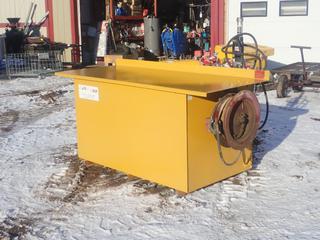 Underwriters Laboratories Of Canada Model 734C 1135L Cap. Lubrication Station C/w Lincoln Hose Reel And Air Pump 