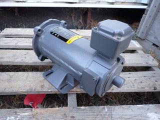 Baldor Reliance 3.2A .33hp 90V Direct Current Motor. SN W0809030199