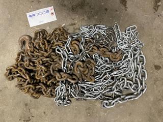 Quantity of Assorted Chains.
