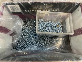 Quantity of Hex Self Tapping Screws.