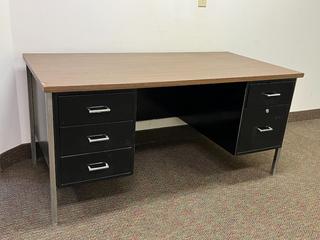 5-Drawer Metal/Wood Desk, 5'x 30"x 28.5".