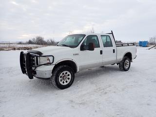 2006 Ford F-350 Super Duty XLT Crew Cab 4X4 Pick Up c/w 5.4L 3V Triton, A/T, A/C, Showing 269,166 Kms, Manual Hub, Headache Rack, LT275/70R18 Tires, 6 Ft. 8 In. Box, VIN 1FTWW31556EB33434 *Note: Engine Light On, Damage and Rust*