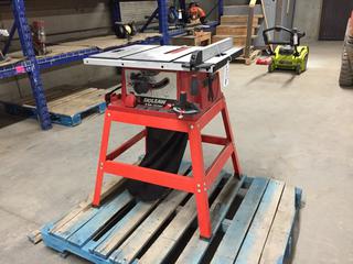 Skilsaw 10" Table Saw on Stand c/w Guides and Dust Collector.